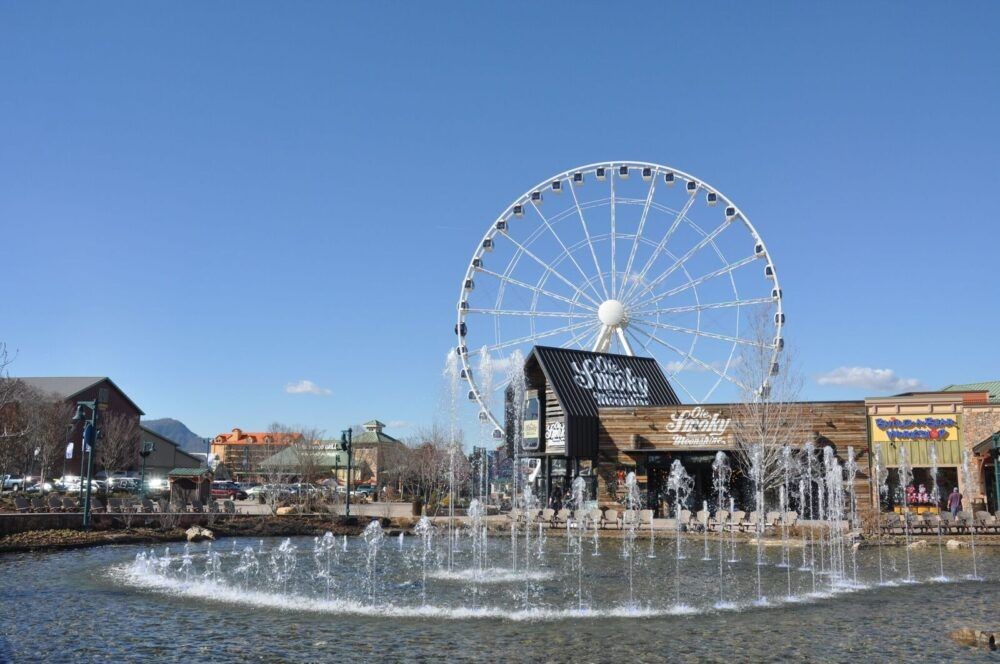 10 Mejores Lugares para Visitar en Connecticut 9 Pigeon Forge