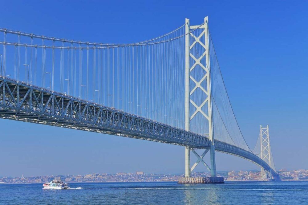 Akashi-Kaikyo Bridge 