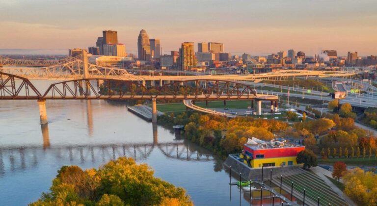 Los 10 mejores lugares para visitar en Kentucky (con fotos y mapa) Los 10 mejores lugares para visitar en Kentucky (con fotos y mapa)