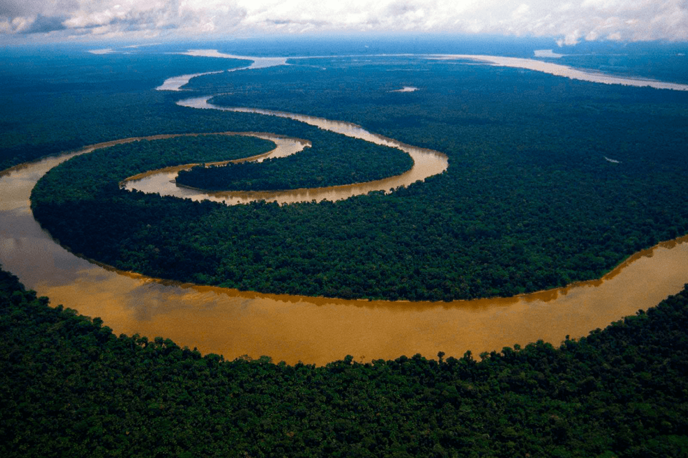 Vista aerea del Río Amazonas