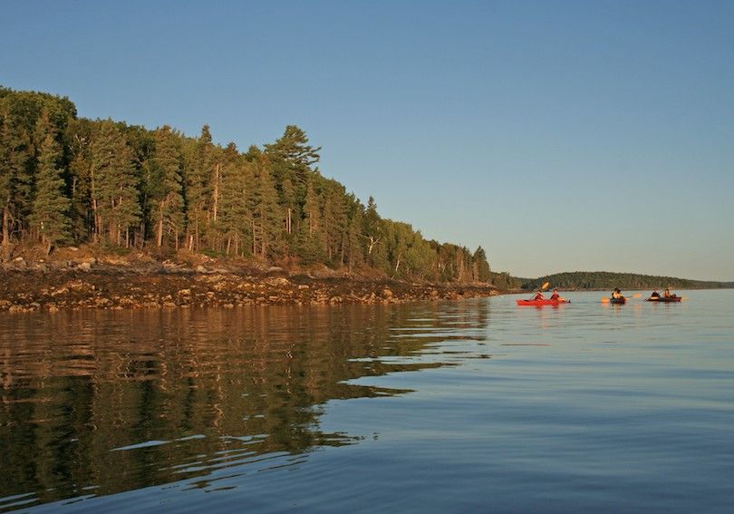 Navegar o remar por el Maine Island Trail