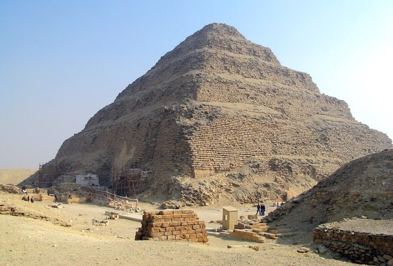 Pirámide De Zoser