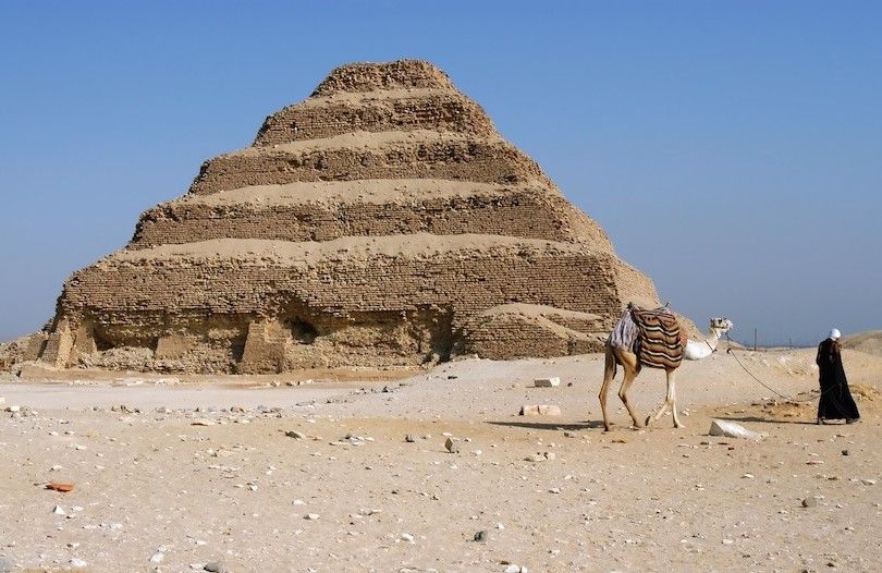 Pirámide Escalonada De Zoser