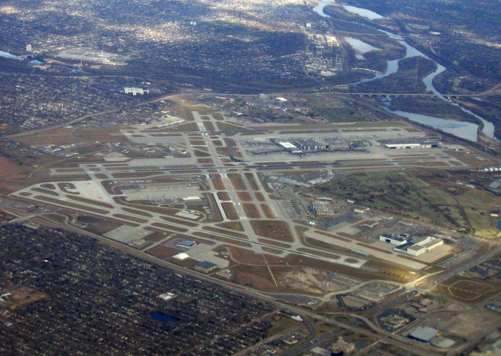 Category Template 47 - Pulses PRO 2 Aeropuerto internacional de Minneapolis Saint Paul.jpg