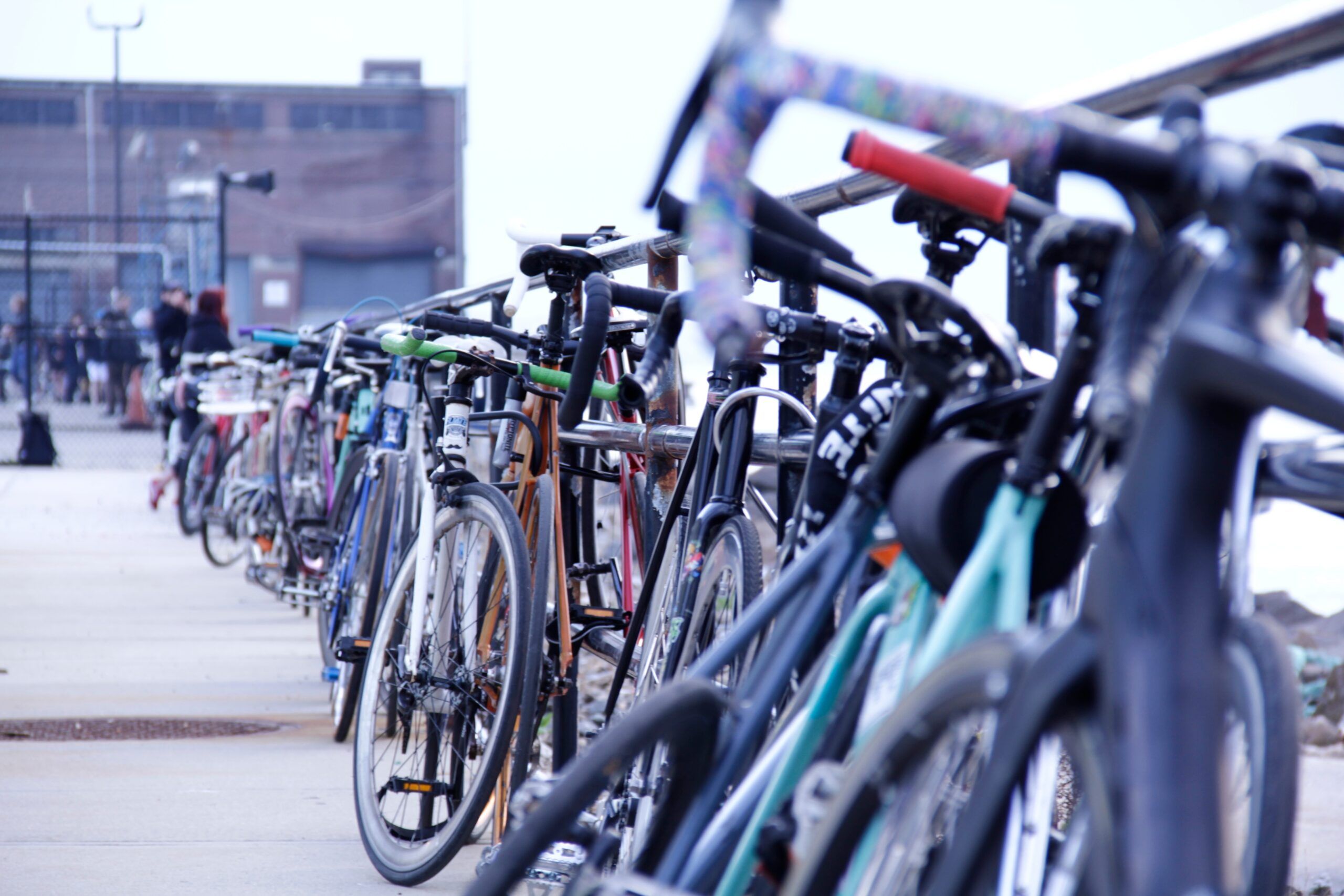 Consejos de seguridad para la bicicleta: Cómo estar seguro y cómodo mientras conduces 6 Consejos de seguridad para la bicicleta: Cómo estar seguro y cómodo mientras conduces 4