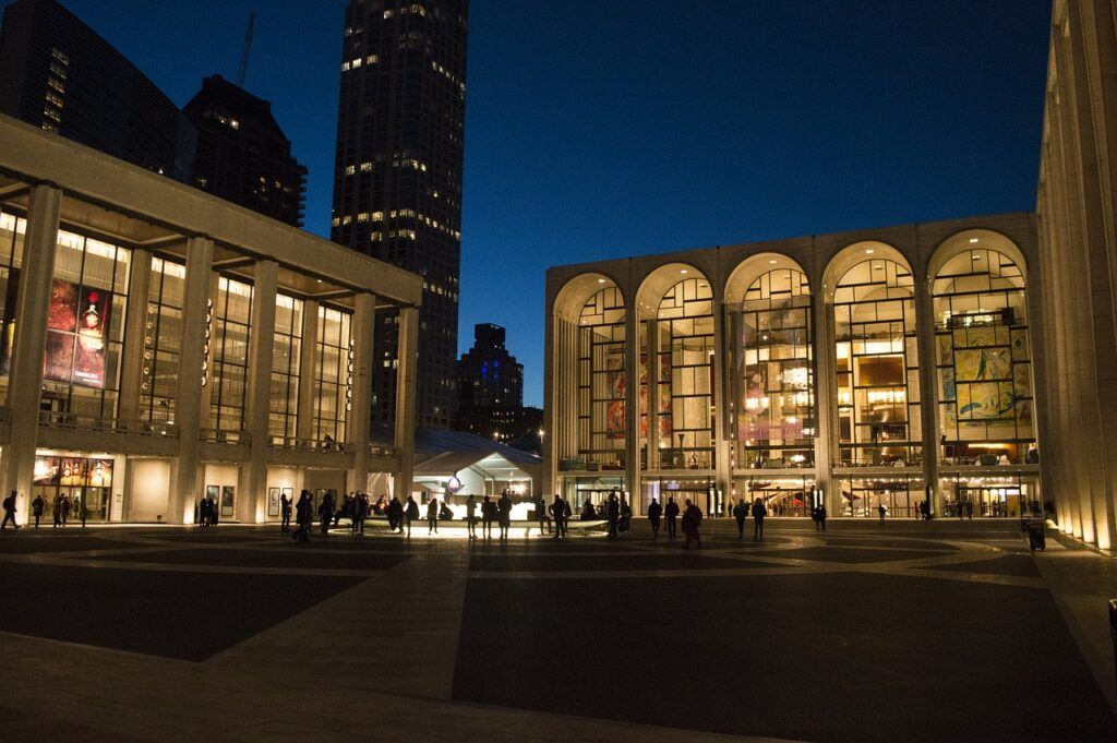 Las 11 mejores visitas virtuales y conciertos de Nueva York 21 Lincoln Center