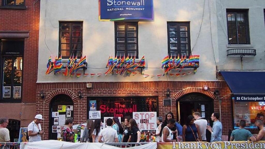 El Stonewall Inn
