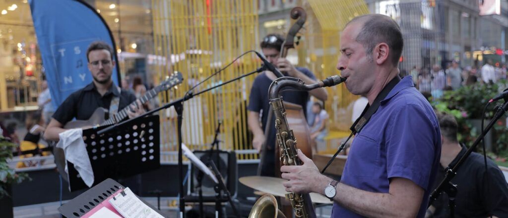 Cosas que hacer en Nueva York en agosto 11 Jazz en Times Square