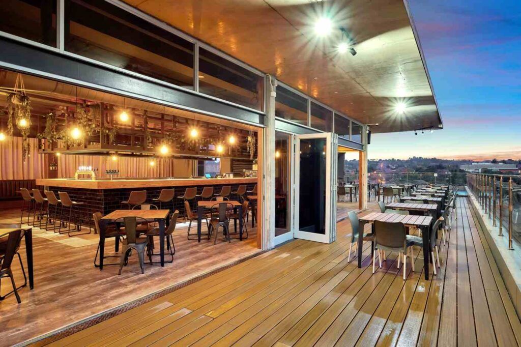 Skyline Rooftop Bar & Lounge