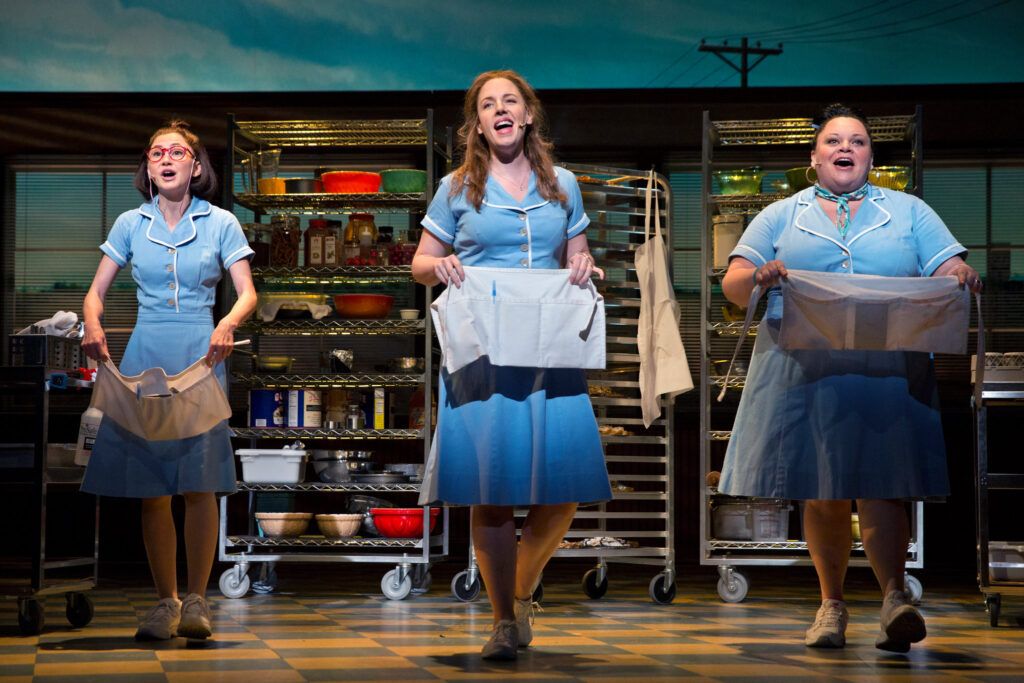 Waitress en Broadway (CERRADO) 1 Waitress en Broadway
