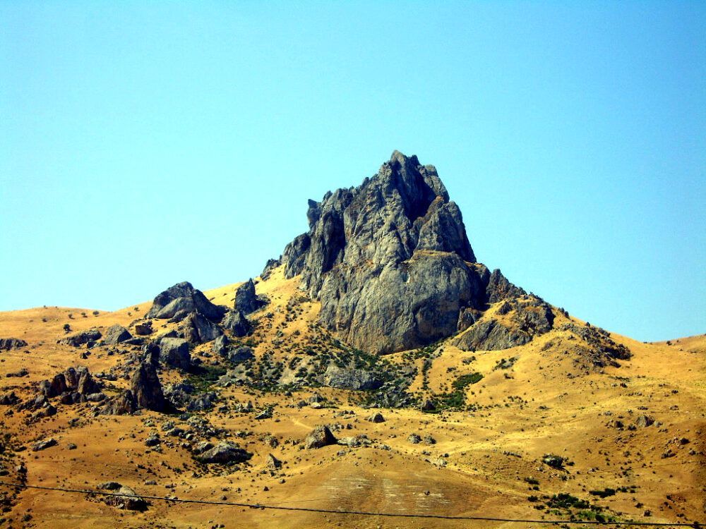 Beşbarmaq dağı (Besh Barmag Mountain)