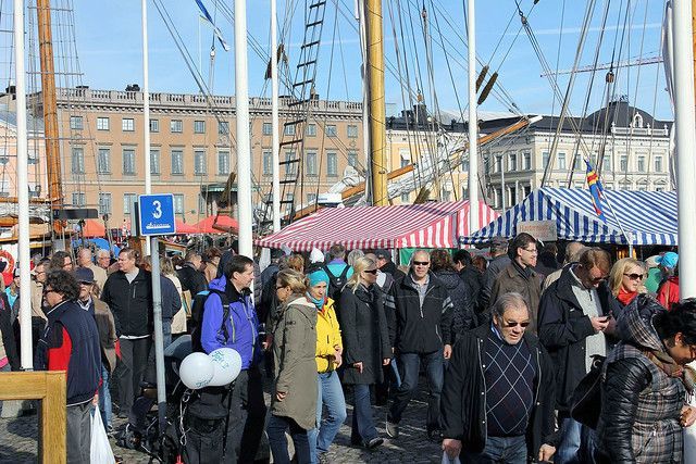 Mercado de arenques del Báltico de Helsinki