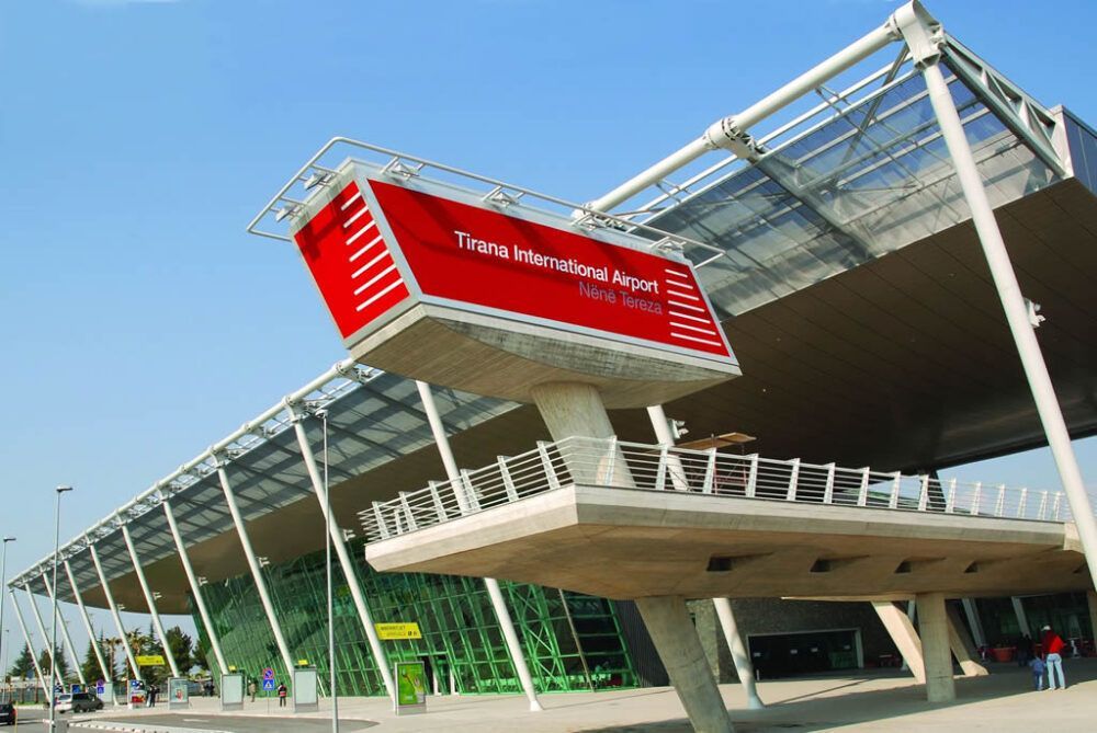 Aeropuerto de Tirana Nënë Tereza (TIA)