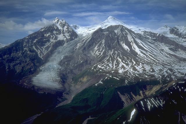 10 Volcanes más asombrosos de Alaska 6