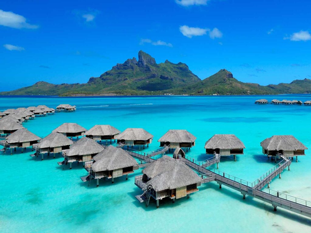 Los mejores bungalows sobre el agua en Bora Bora y Moorea 20