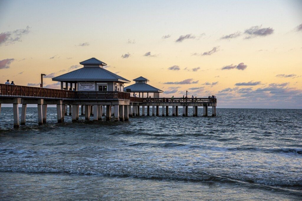 10 Mejores ciudades de playas en Florida para una luna de miel 2