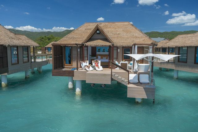 Los mejores bungalows sobre el agua en Antigua y Barbuda 3
