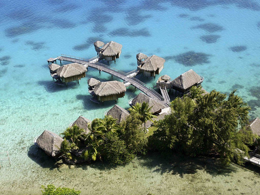 Bora Bora bungalows sobre el agua perfectos para lunas de miel 8