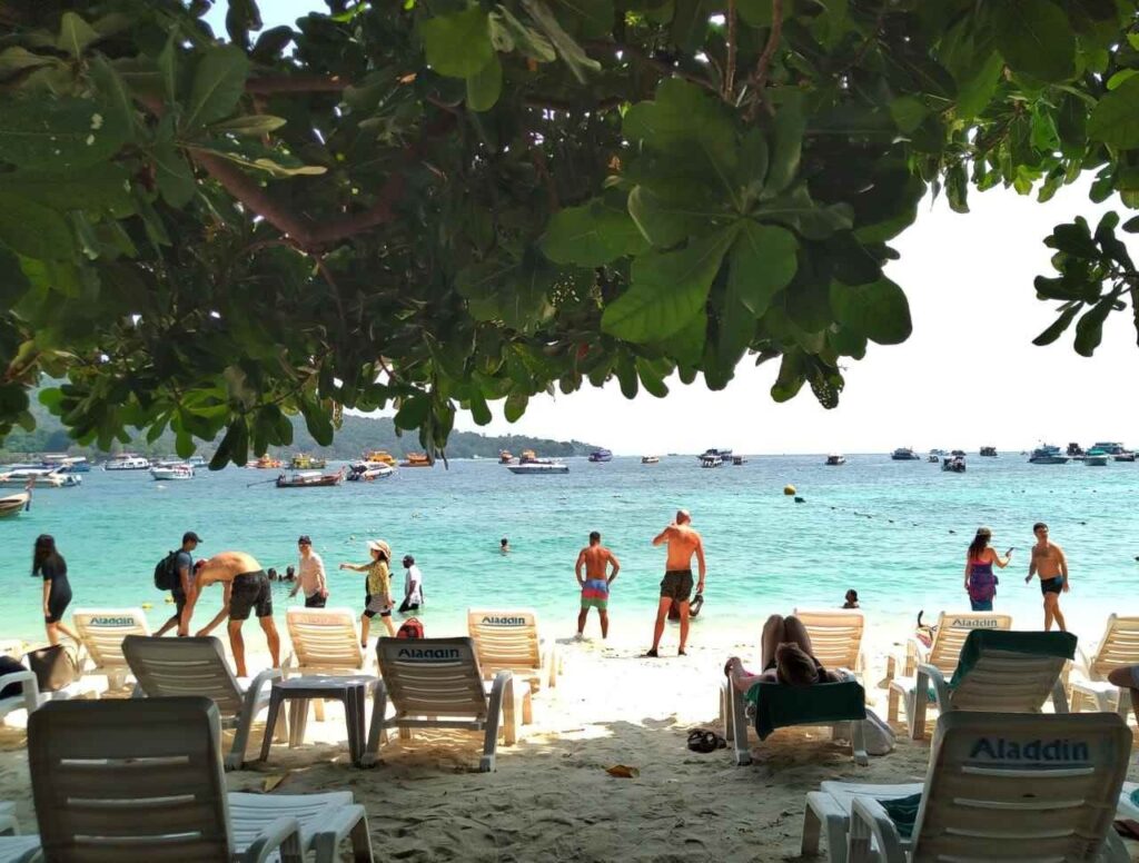 Cómo viajar 3 días en Phuket con un presupuesto: consejos de ahorro de dinero 8