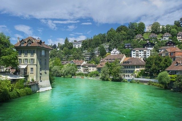Viajes en solitario de Suiza con $ 1000: Guía de viaje de mochilero 24