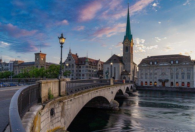 Switzerland Honeymoons: Planifique una luna de miel inolvidable 1 Switzerland Honeymoons: Planifique una luna de miel inolvidable 1