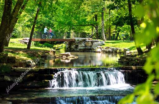 Dogwood Canyon Nature Park de Lampe | Horario, Mapa y entradas