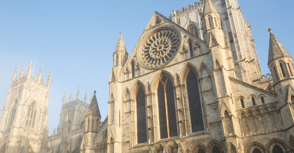 La majestuosidad de York Minster: Una visita imperdible en Europa 2