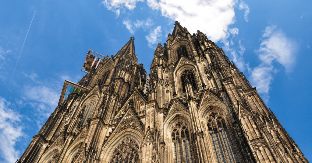 Catedral de Colonia: Una joya gótica en el corazón de Europa 2