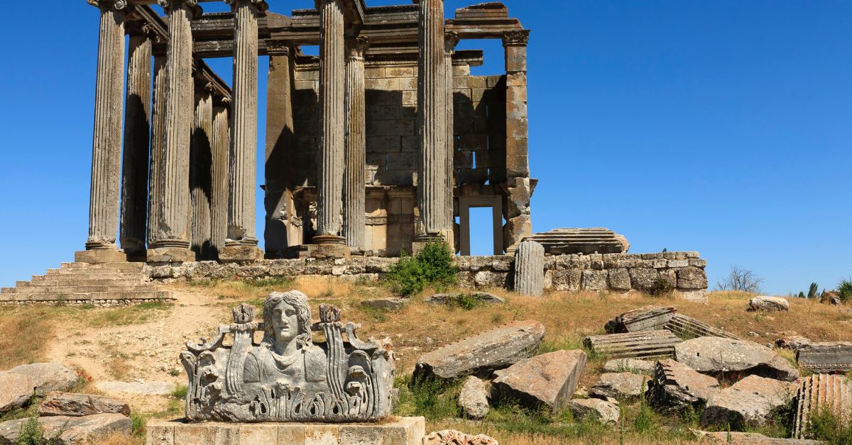 Lo imprescindible en el Templo de Zeus en Aizanoi: Historia y arquitectura
