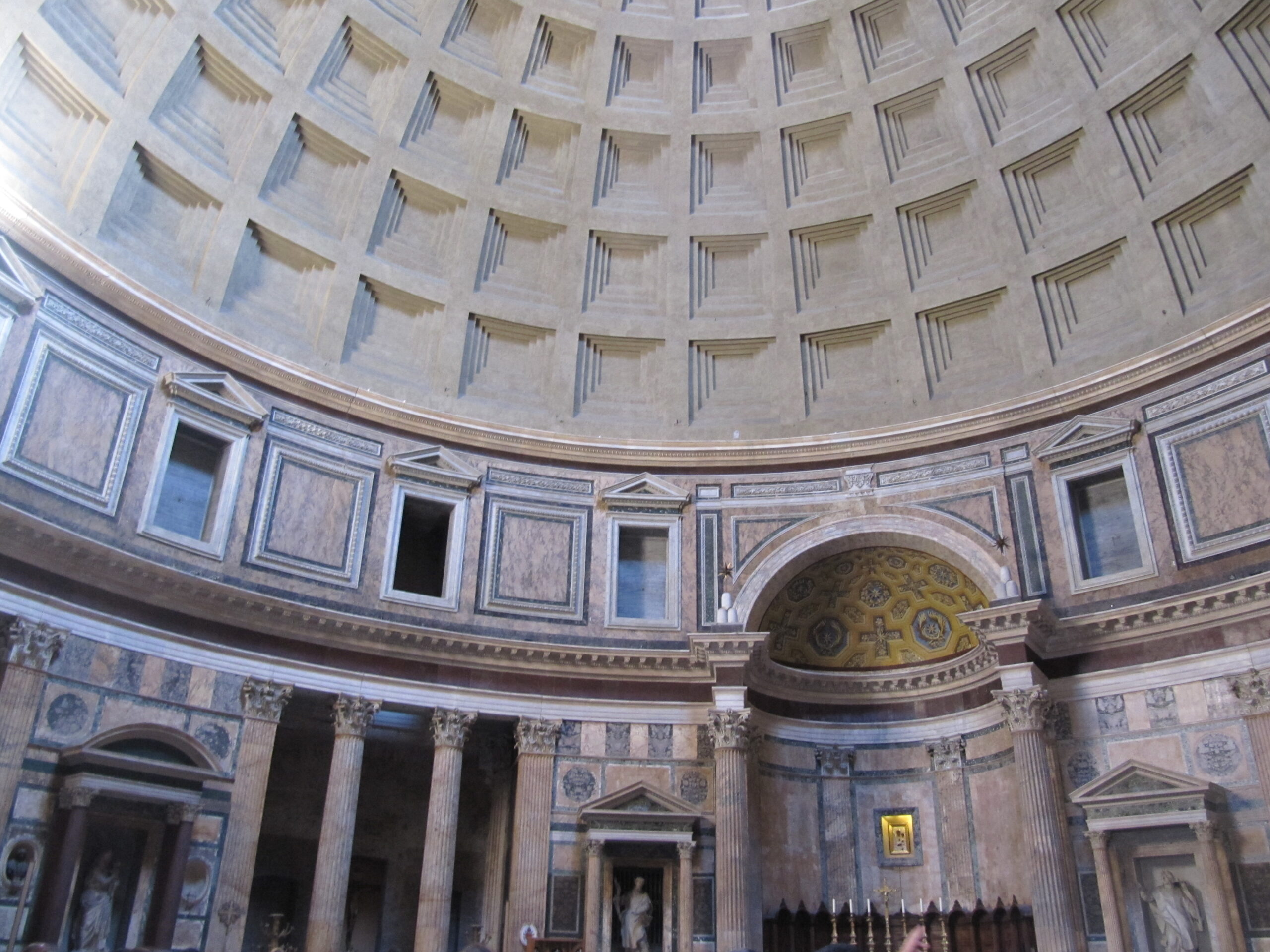 Panteón: Lugares imprescindibles que visitar en esta histórica ciudad