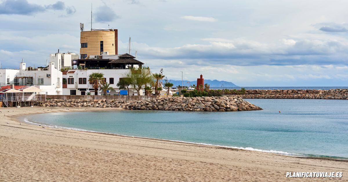 Qué ver en la playa de Roquetas de Mar 6