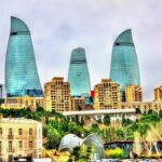 ¿Cómo llegar a Azerbaiyán (Azerbaiyan)?: En tren, barco, coche