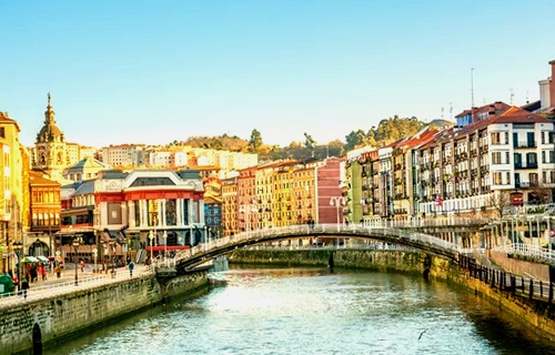 Como moverse por Bilbao: Taxi, Uber, Autobús, Tren 2