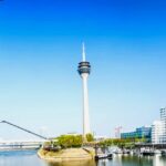 Como moverse por Düsseldorf: Taxi, Uber, Autobús, Tren