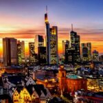 Como moverse por Frankfurt (Fráncfort): Taxi, Uber, Autobús, Tren