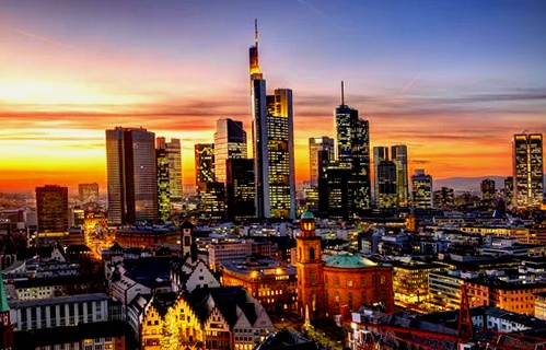 Como moverse por Frankfurt (Fráncfort): Taxi, Uber, Autobús, Tren 6
