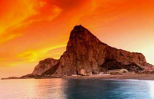 Historia de Gibraltar: Idioma, Cultura, Tradiciones 4