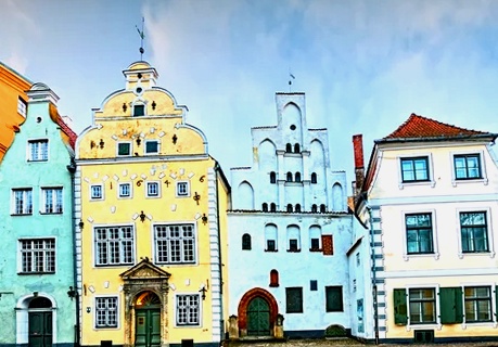 Conozca la apasionante historia, la lengua y la cultura de Letonia