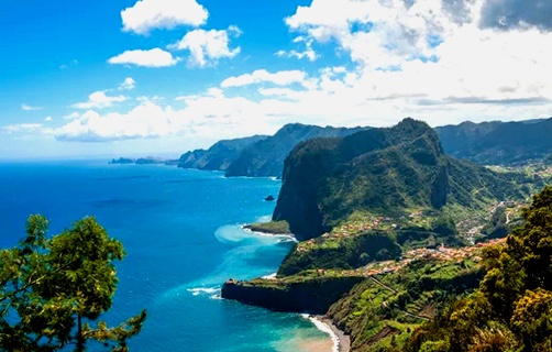 Descubra la riqueza histórica, lingüística y cultural de Madeira
