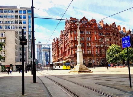 Como moverse por Manchester: Taxi, Uber, Autobús, Tren 3