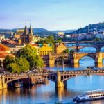 Como moverse por Praga: Taxi, Uber, Autobús, Tren