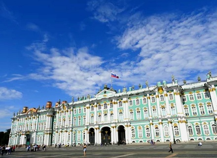 Vida nocturna en San Petersburgo: Mejores Bares y Discotecas 4